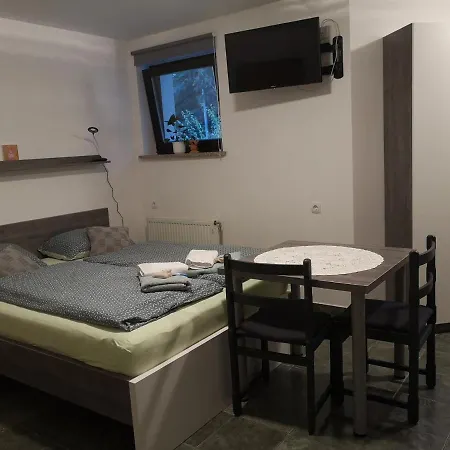 Apartma Jutersek 2+2 Libelice