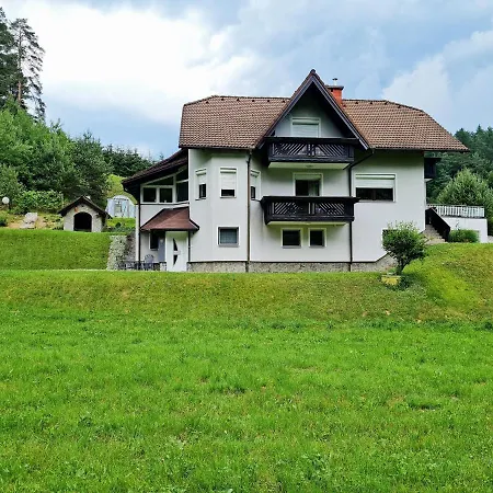 Apartma Jutersek 2+2 *