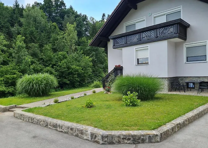 Apartma Jutersek 2+2 Libelice